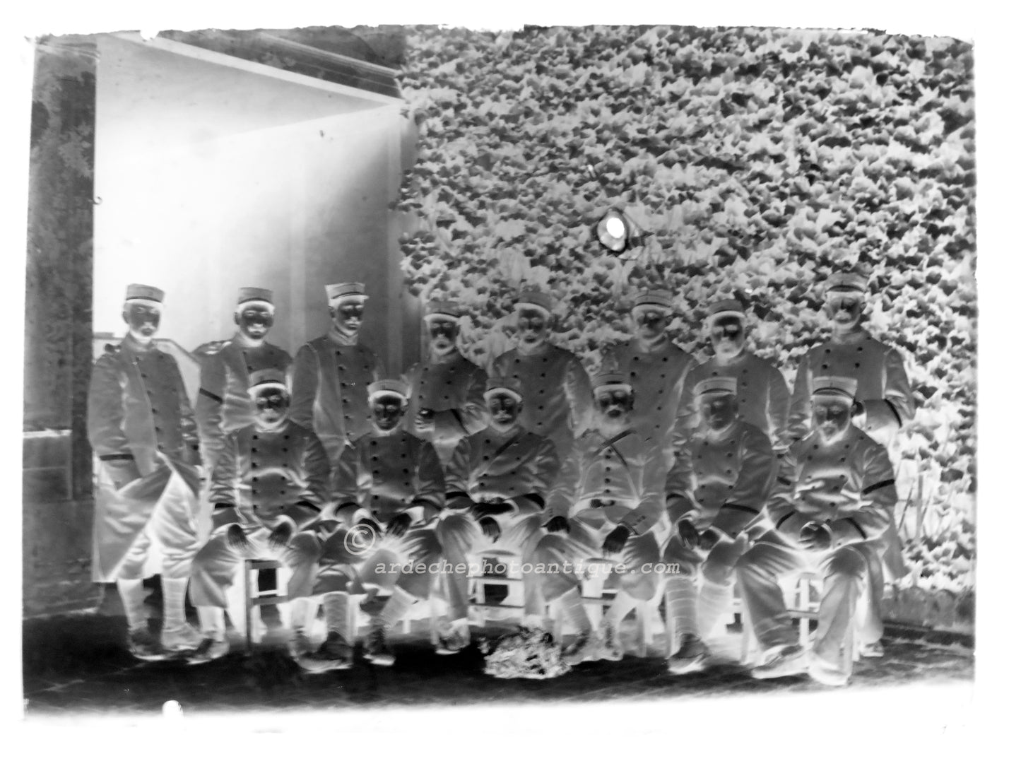 Guerre 1914-1918.Gloire au 1er Bataillon de Chasseur.Prise du 1er Drapeau au 132 éme Régiment d'Infanterie Prussienne 1914 St Blaise 1er Bton.Plaque de verre négative 13x18cm , Photo image négatif sur verre 1914 N°6.