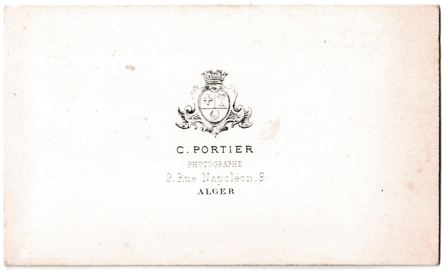 Cdv Algérie.Alger."Boulevard de l'Impératrice". Photographe Claude Portier. Format photo carte de visite 6,3x10,5cm.1870.