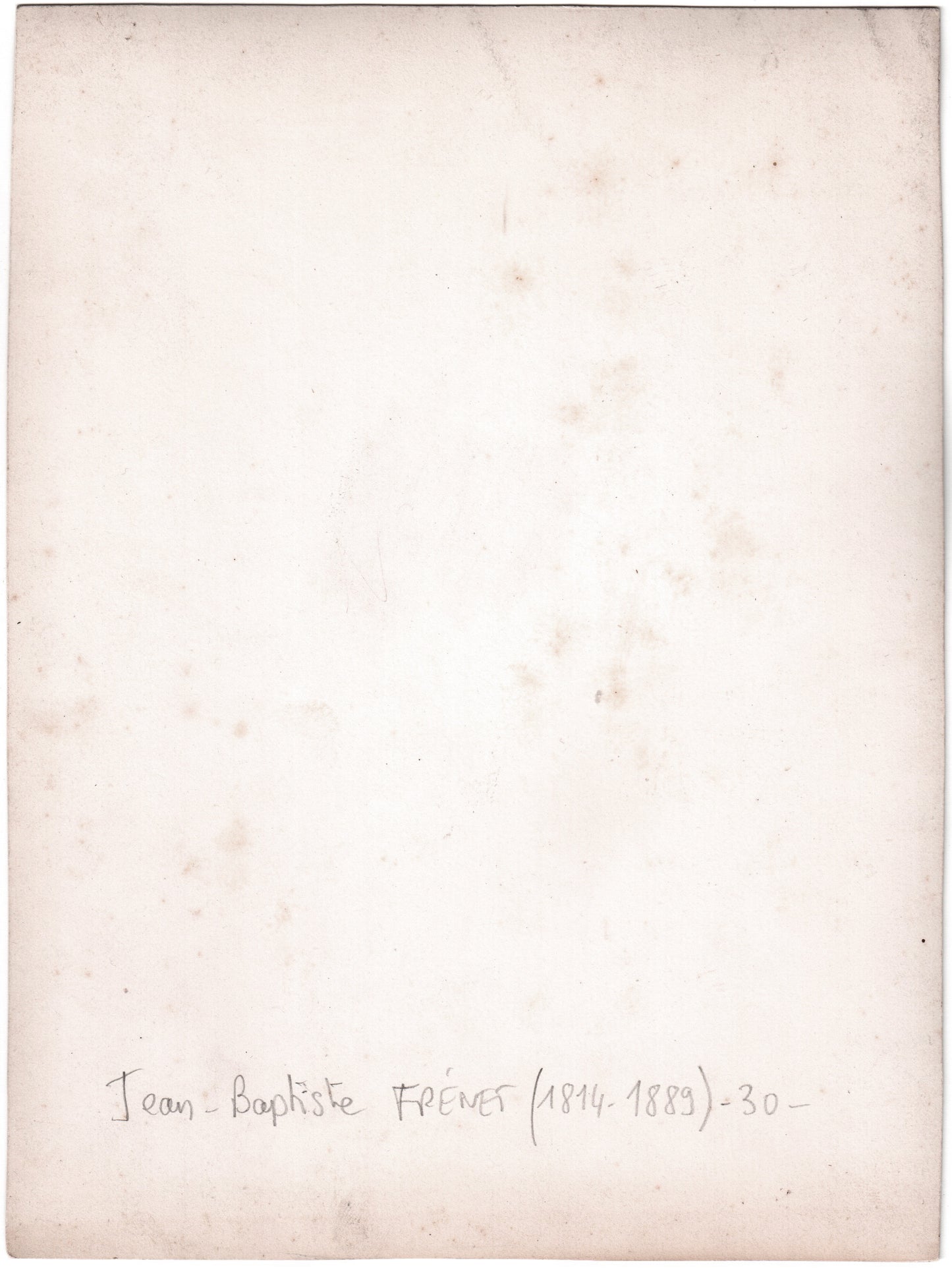 Jean-Baptiste Frénet (1814-1889).Photographie, 1855-1862, Portrait d'un jeune homme aux yeux vifs. Tirage sur papier Albuminé d'aprés un négatif au collodion, format 17x22,5cm