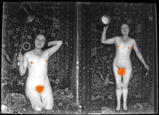 Nu, Nude, Curiosa, Erotisme,  jeune femme au chapeau. Deux images sur Plaque de verre négative 13x18cm , Photo image négatif sur verre 1900' ARDECHE PHOTO ANTIQUE
