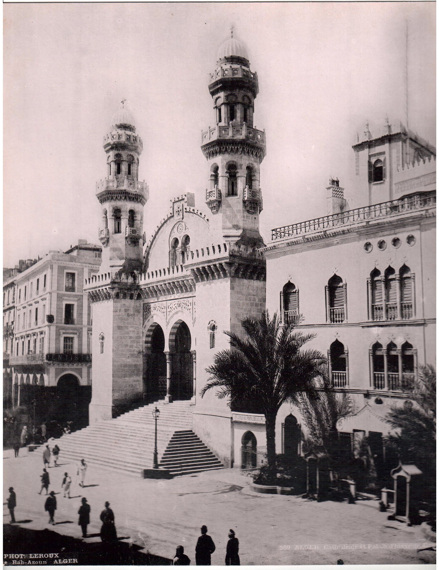 Leroux.Alger.Algérie.Alger, Cathédrale et Palais d'Hiver du Gouvernement.Photo mécanique de format 22,3x27,5cm.Photo LEROUX, 26 rue Bab-Azoum à Alger.1890.