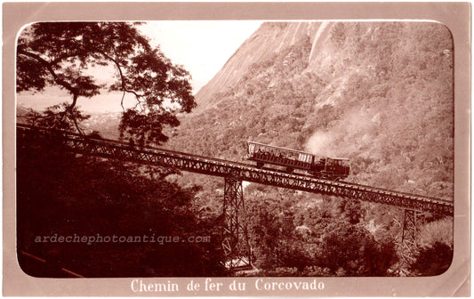 Brésil.Brasil.Marc Ferrez Photographo à Rio de Janeiro, 88 Rue de San José."Chemin de Fer du Corcovado, Rio de Janeiro." format 11,4x18cm.Tirage Argentique original 1890'.