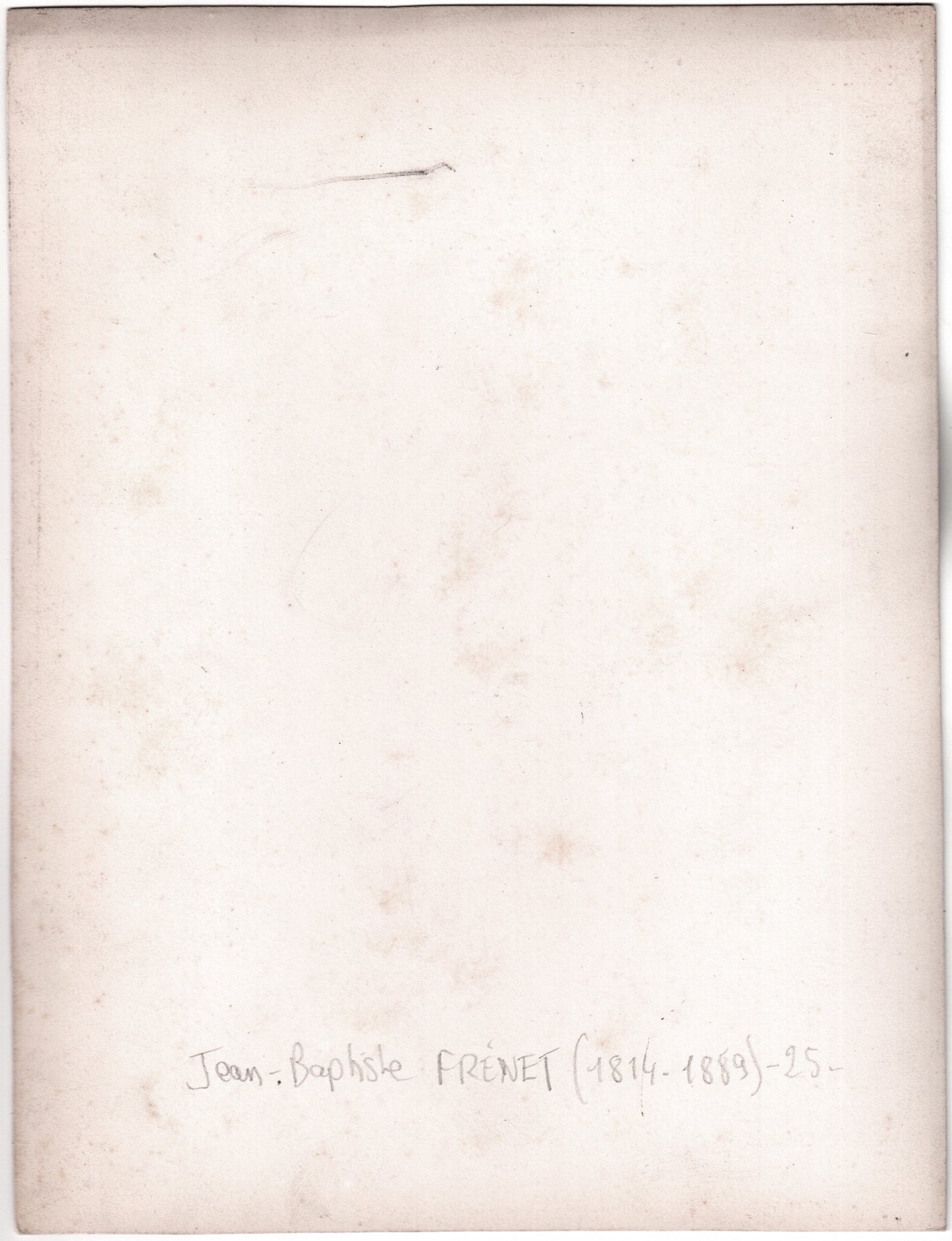 Jean-Baptiste Frénet (1814-1889).Photographie, 1855-1862, Portrait de trois quart, d'un homme barbu, élégant, la main posé sur un livre, Tirage sur papier Albuminé, format 17x22,3cm