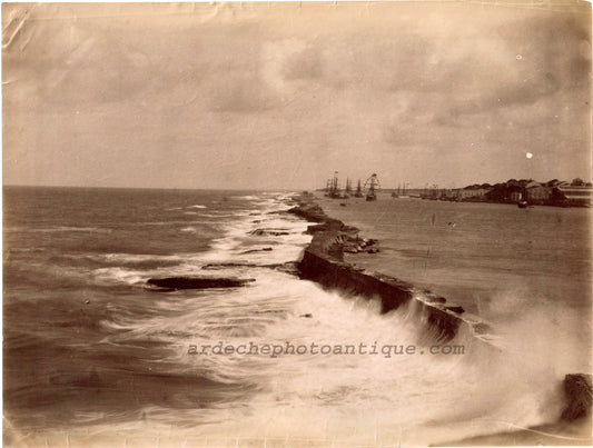 Brésil.Brasil.Pernambuco.Alfredo Ducasble 1880."Le Récife" Photo Albuminée originale.Format photo 18,7cm x 24,7cm.