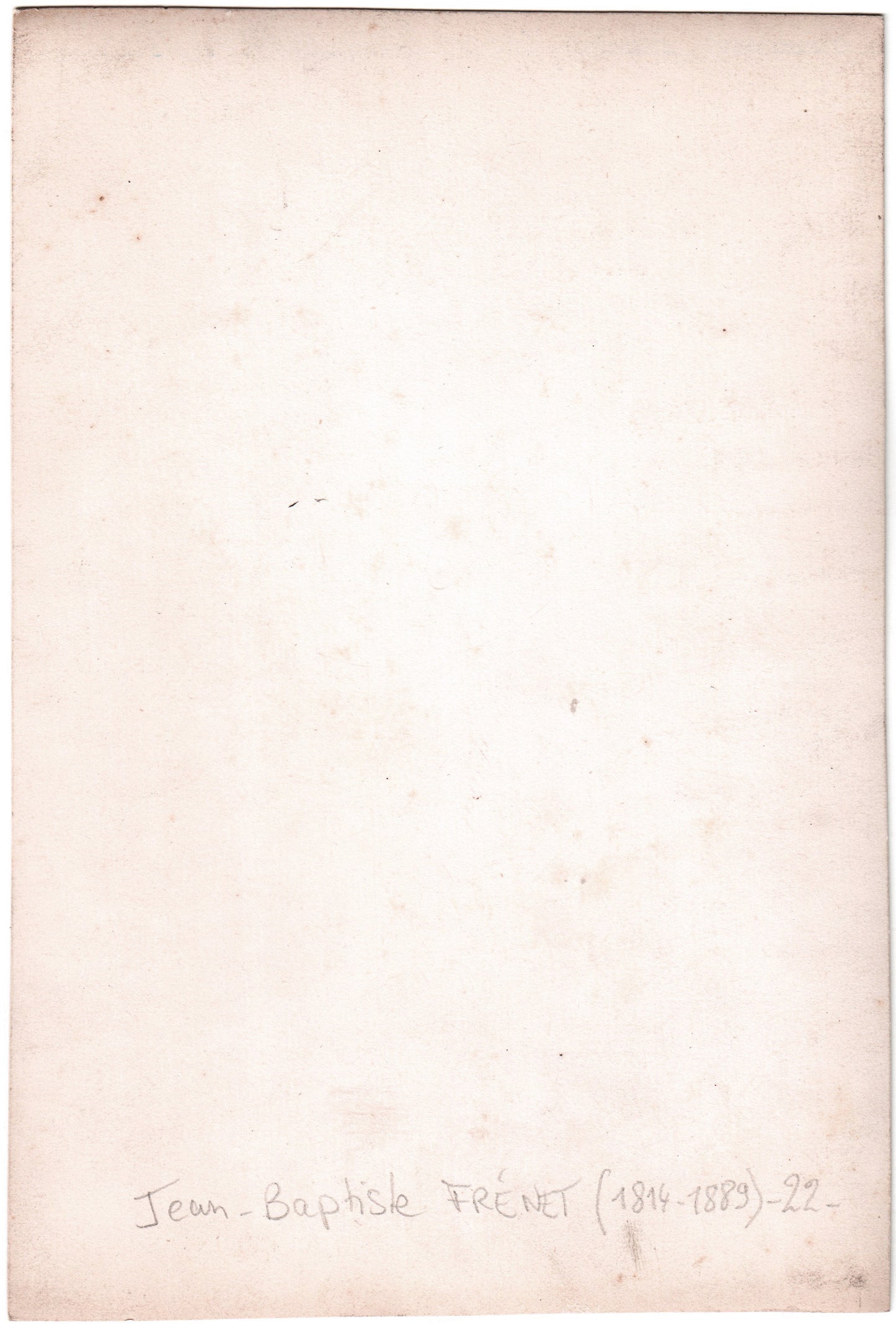 Jean-Baptiste Frénet (1814-1889).Photographie, 1855-1862, Portrait plein pied d'un homme à la barbichette, Tirage sur papier Albuminé, format 14,8x22cm.