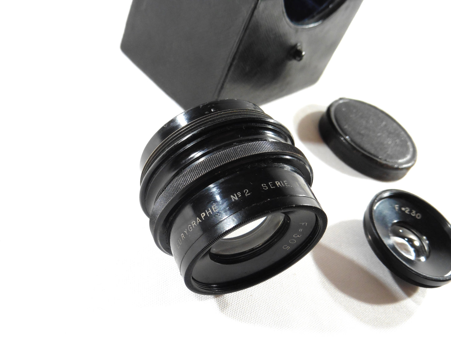 Berthiot Paris, Trousse Eurygraphe N°2 Série IV, F=230, F=305, F=390, objectif ancien, brass lens.