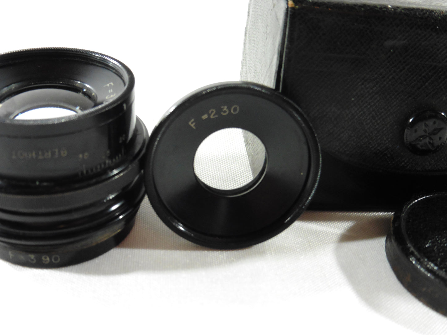 Berthiot Paris, Trousse Eurygraphe N°2 Série IV, F=230, F=305, F=390, objectif ancien, brass lens.