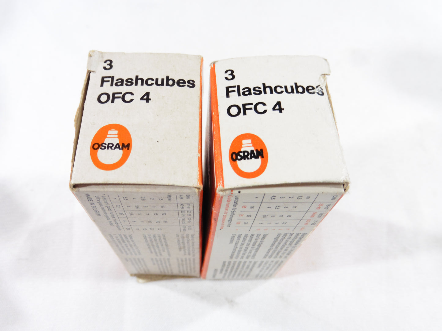 Flashcubes OFC4 Osram.Flash  pour appareil photo.2 boites, 6 cubes, 24 flashes. Flashs neuf ancien stock de Magasin.New Old Stock.